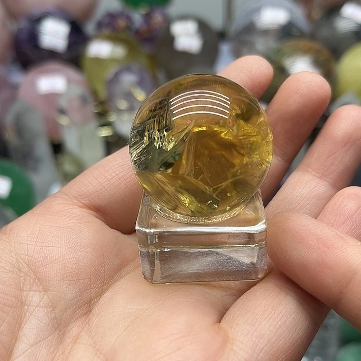 茉***香未镶嵌水晶珠宝半成品53克黄水晶球