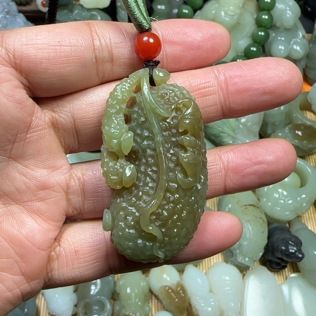 未镶嵌和田玉挂件