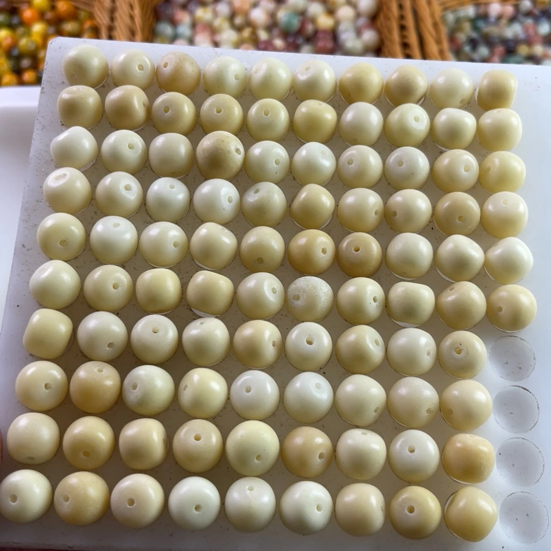 白玉菩提吊坠12白玉桶珠96颗