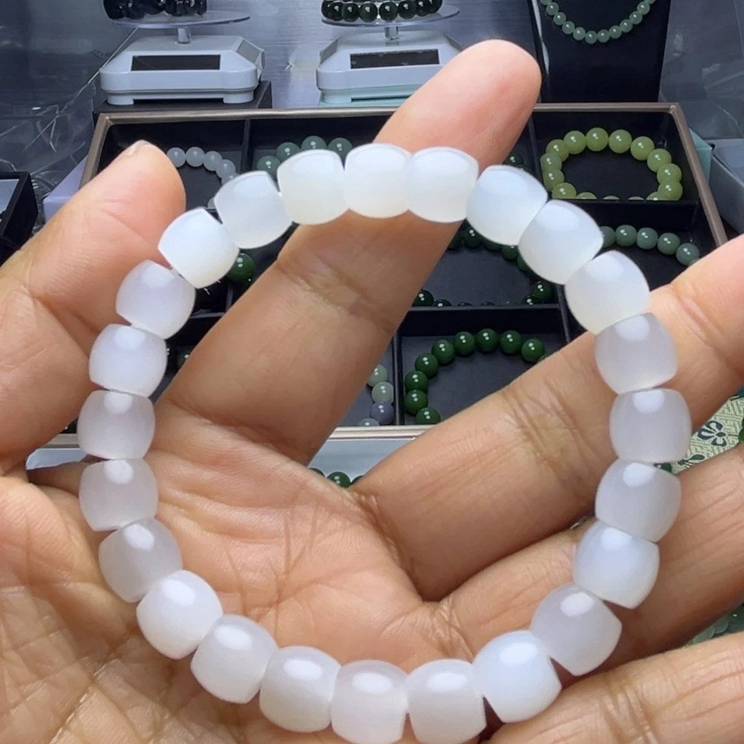 和田玉未镶嵌手串