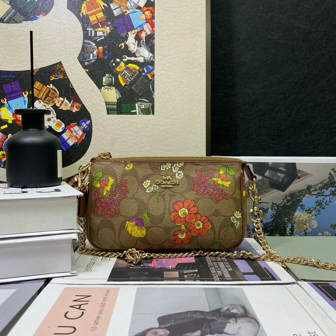 95新 COACH/蔻驰 23350斜挎包19*11