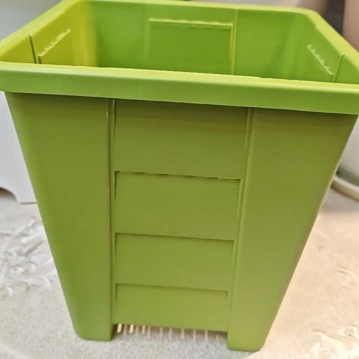 树脂方盆外口径26，果绿无拖4个