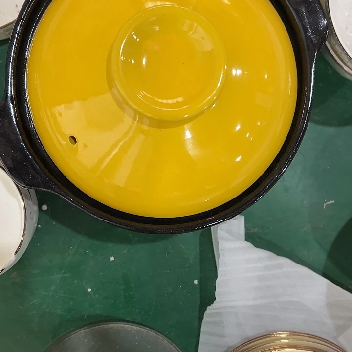 搪瓷砂锅一个尾货