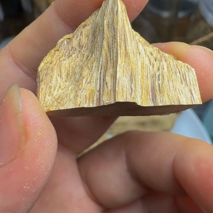 沉香碎屑沉香百年虎斑棋