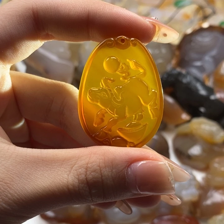 玛瑙/玉髓未镶嵌颈饰