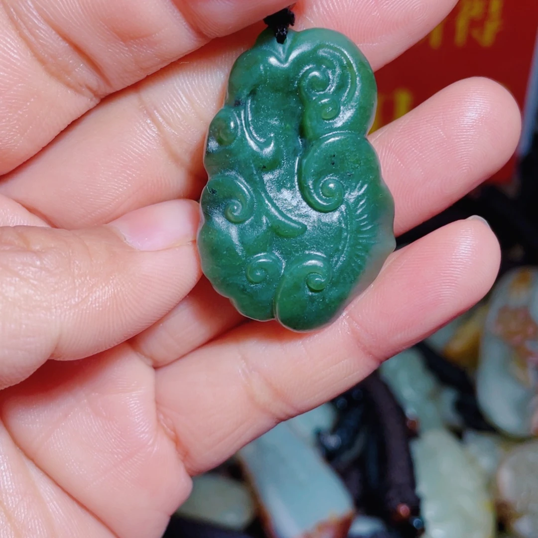 和田玉未镶嵌颈饰拍一发一