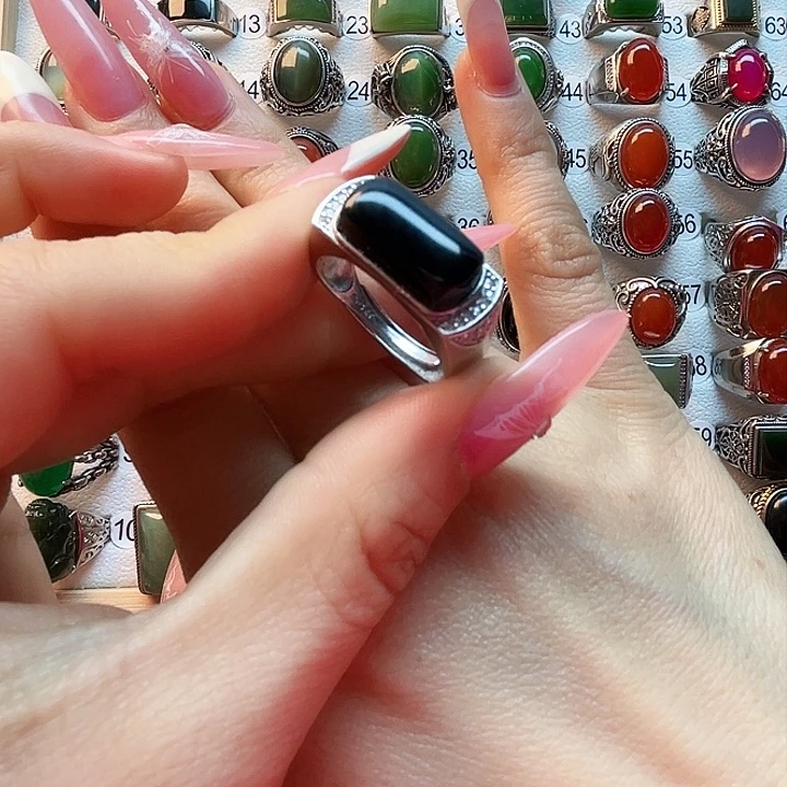 和田玉戒指银S925镶嵌春**厨