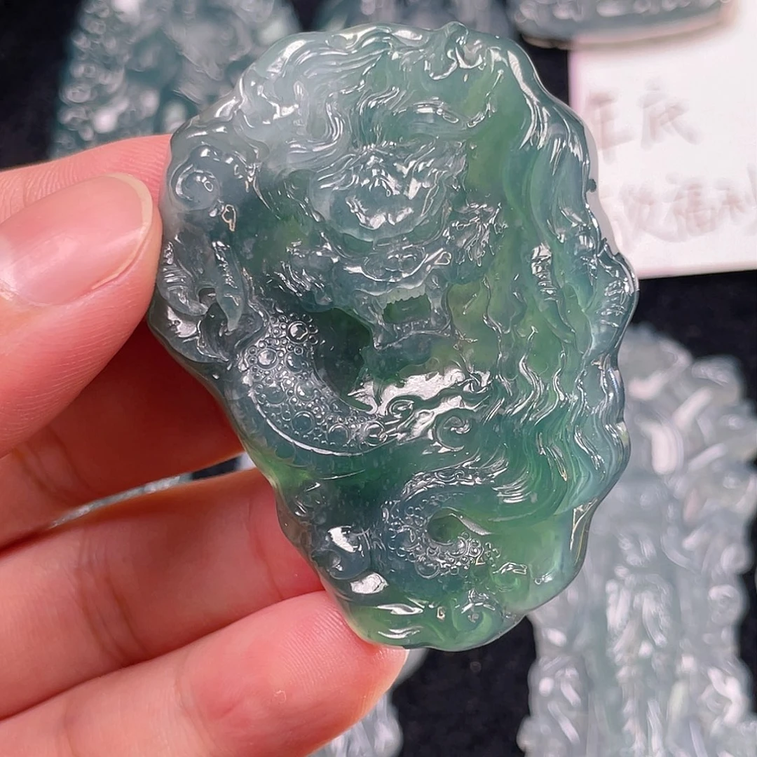 颈饰未镶嵌翡翠5，