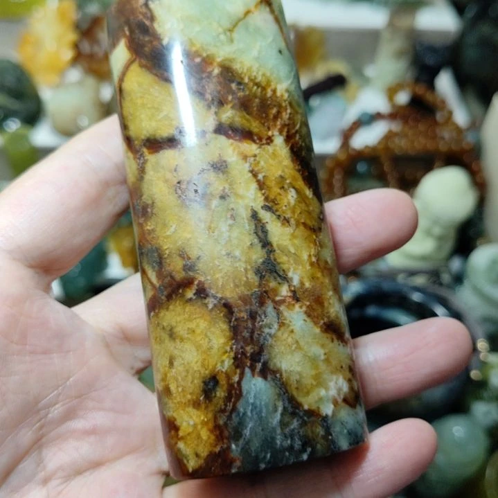 未镶嵌岫玉手把件