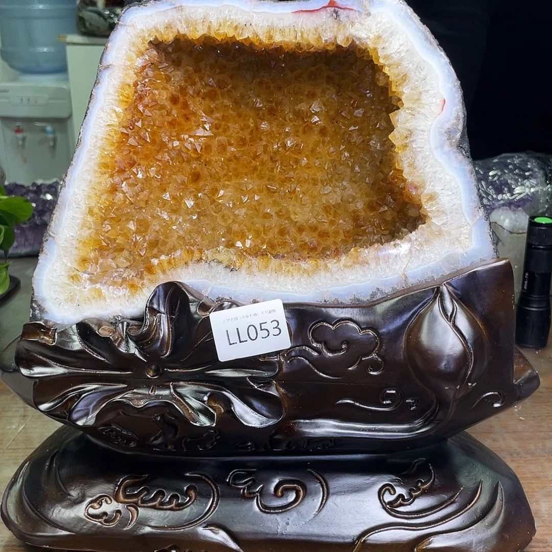 未镶嵌水晶大型摆件（非配饰）