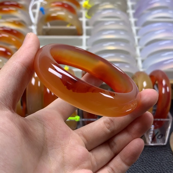 玛瑙/玉髓未镶嵌手镯