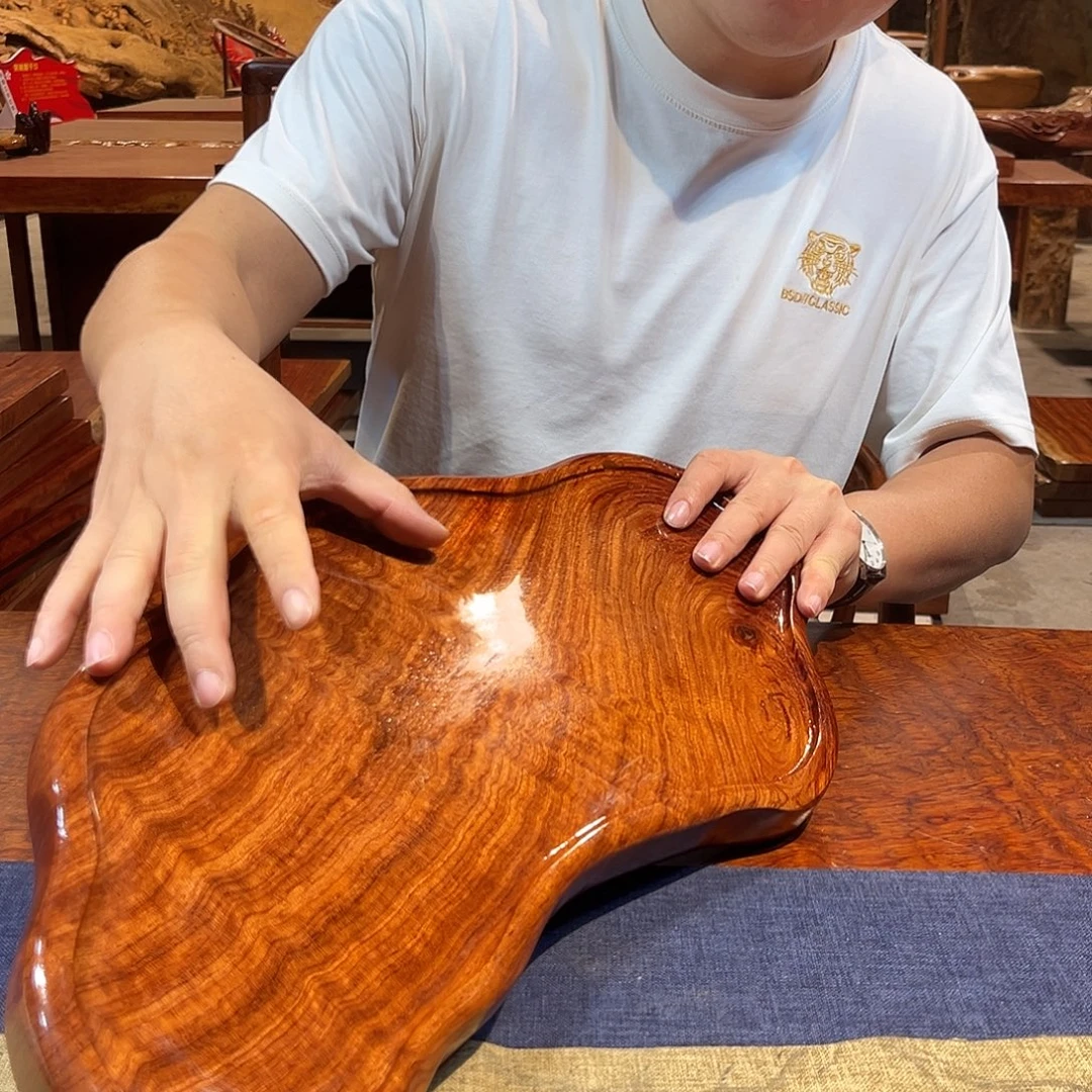 玉木（非红木类）巴花学名古夷苏木