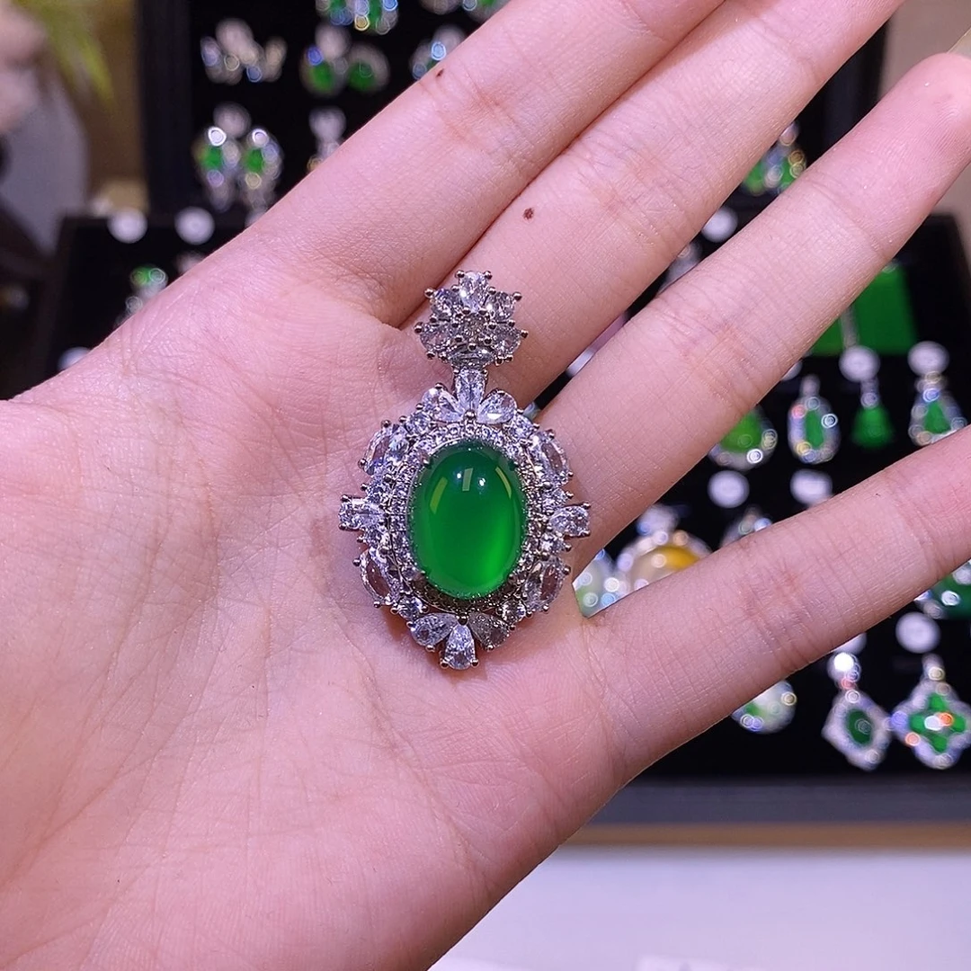 玛瑙/玉髓颈饰合金