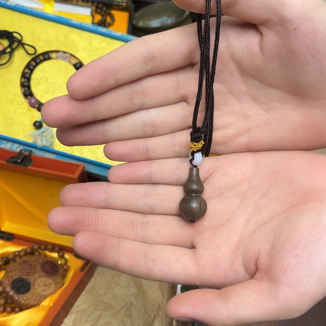 大叶紫檀（黑酸枝木类）