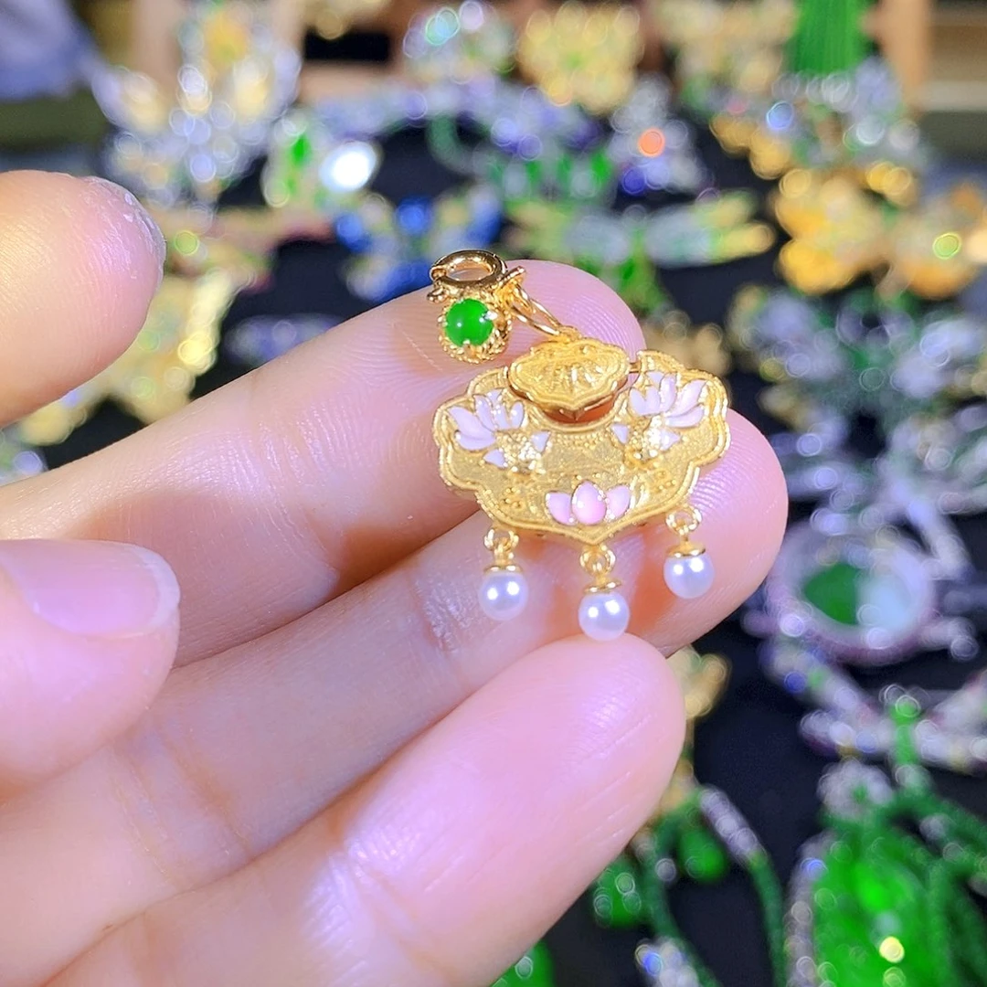 颈饰银S925镶嵌翡翠