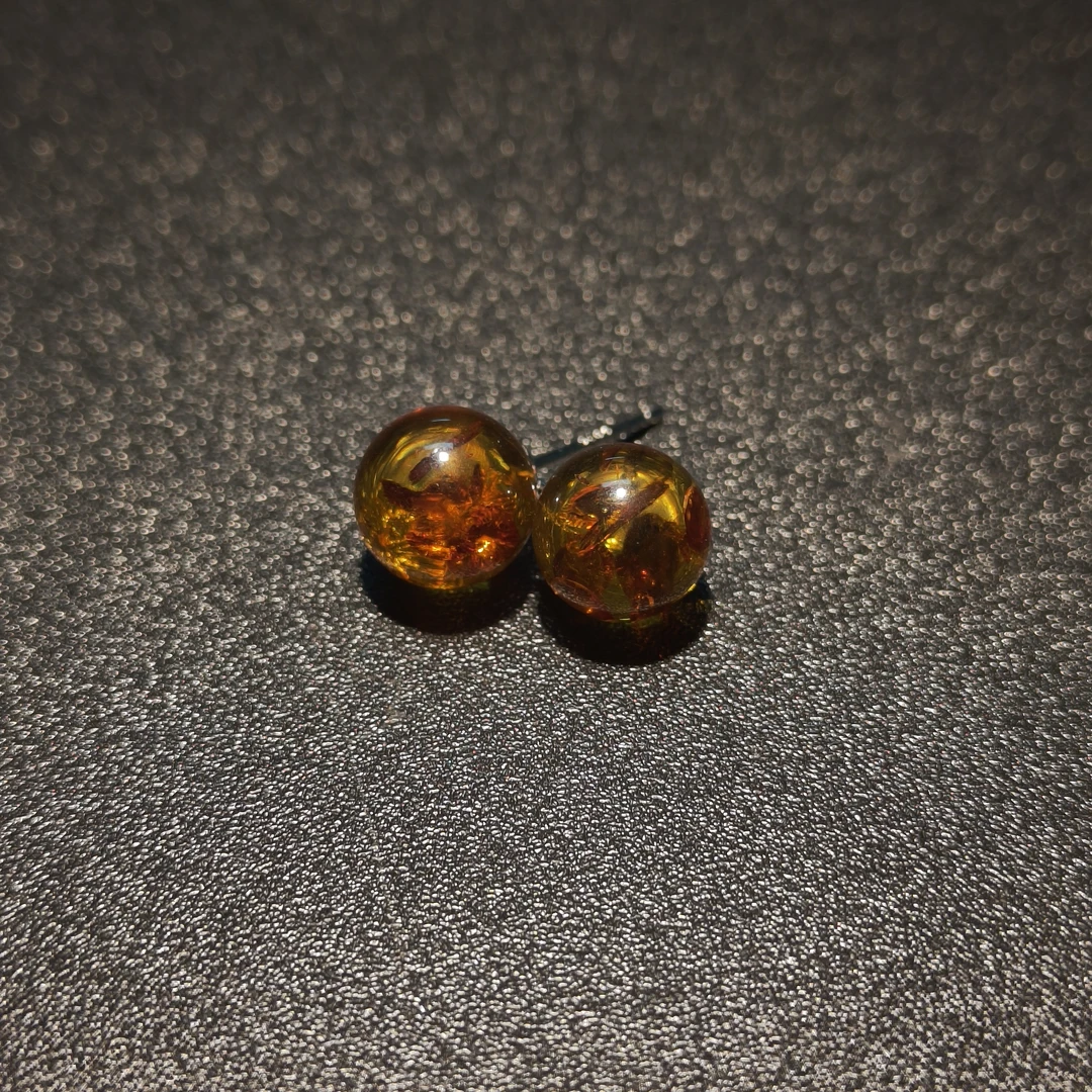 【0597】天然花珀圆珠耳钉新中式国风气质简约小众高级感复古金色