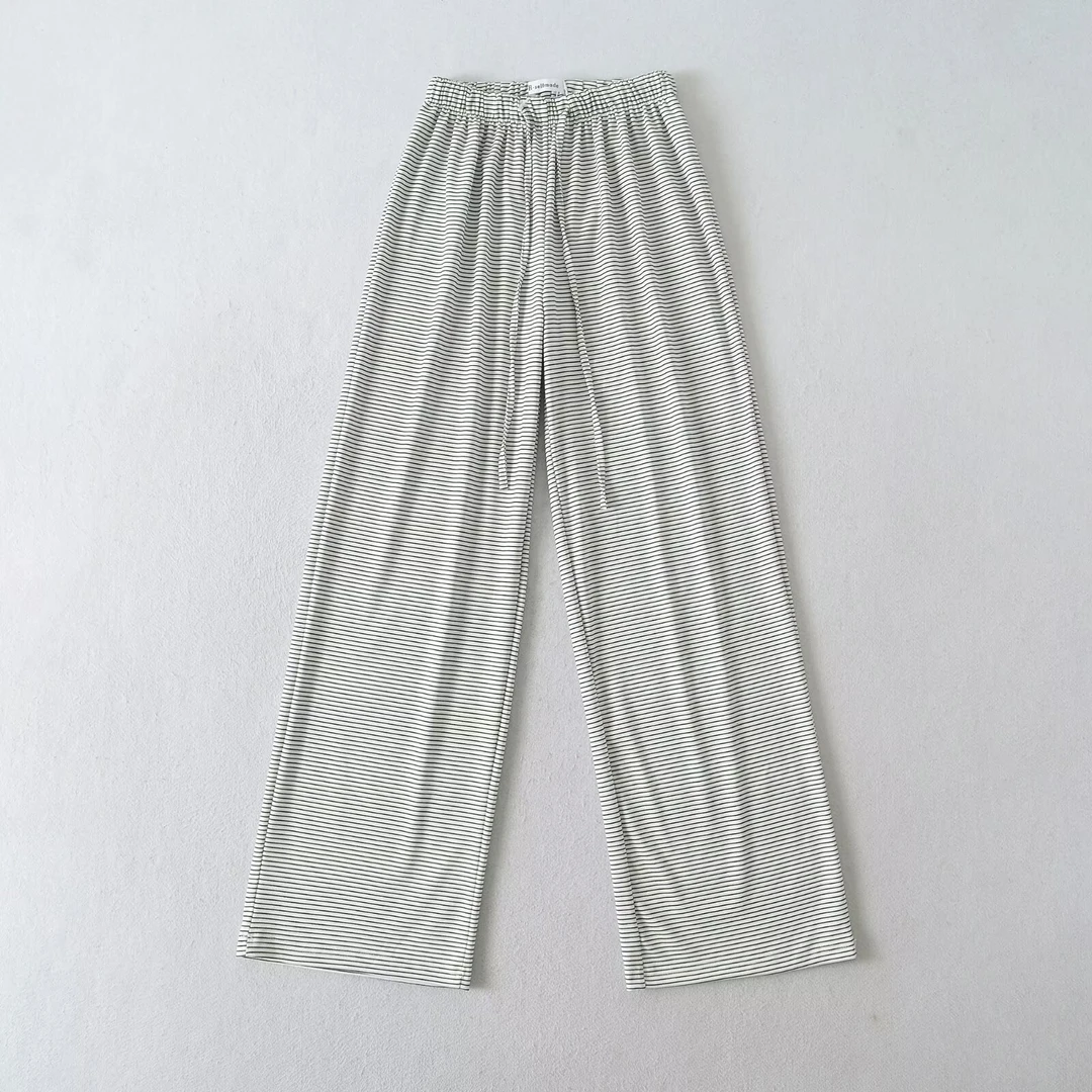 1054纯欲辣妹黑白条纹