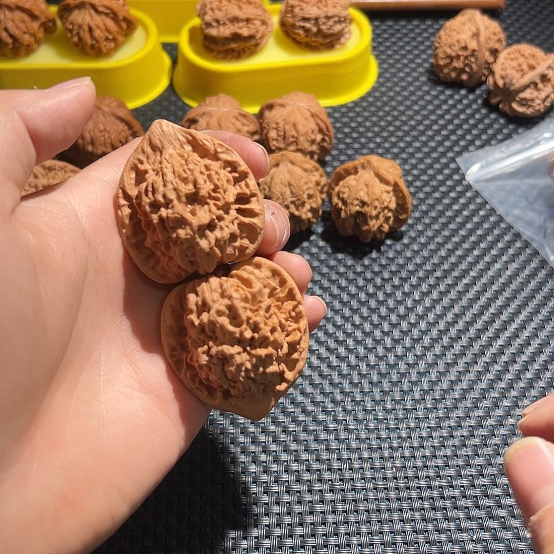 吊坠文玩核桃麒麟纹 官帽 文玩核桃