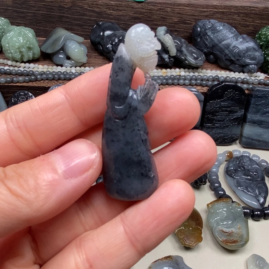 和田玉未镶嵌颈饰