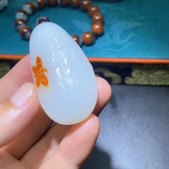 奇***果和田玉未镶嵌挂件
