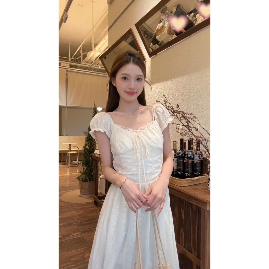 气质收腰显瘦低圆领设计感短袖刺绣蕾丝长款连衣裙A字大摆裙