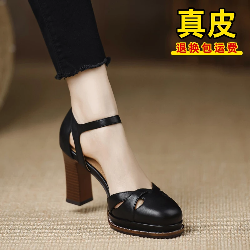 包头时装凉鞋女2025新款夏季高跟欧美时尚一字带凉鞋黑色粗跟女鞋