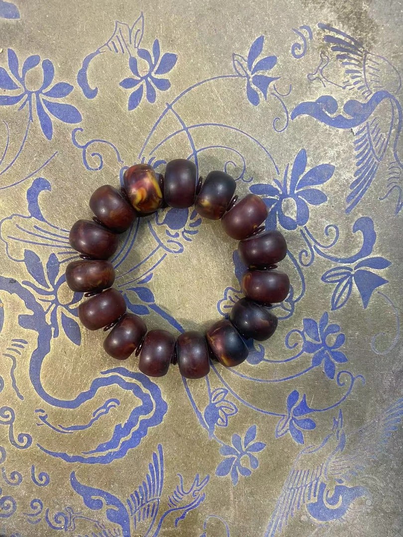 瑞哥专属蜜蜡手串G68