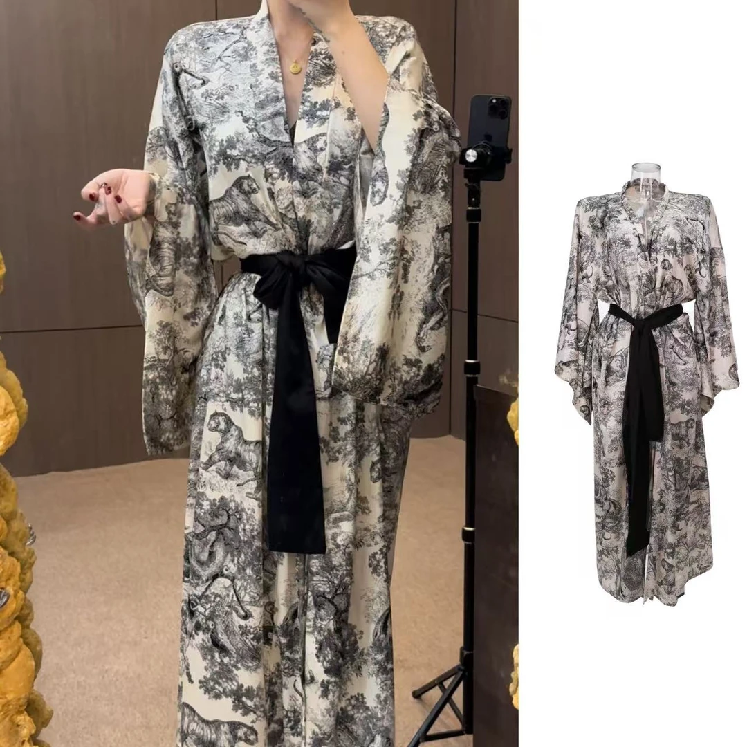 （清）龙怼怼推荐【水墨画】碎花显瘦气质连衣裙时尚女士长款收腰设计