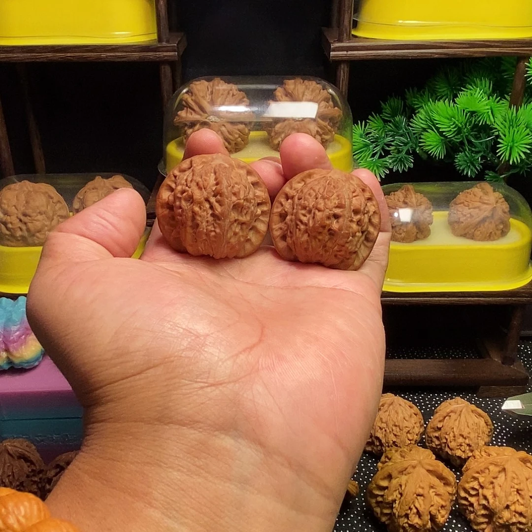 吊坠文玩核桃血麒麟39.40