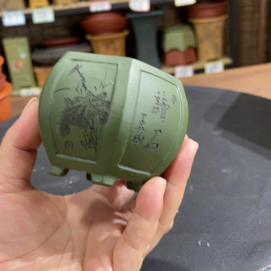 紫砂花盆紫砂壶中