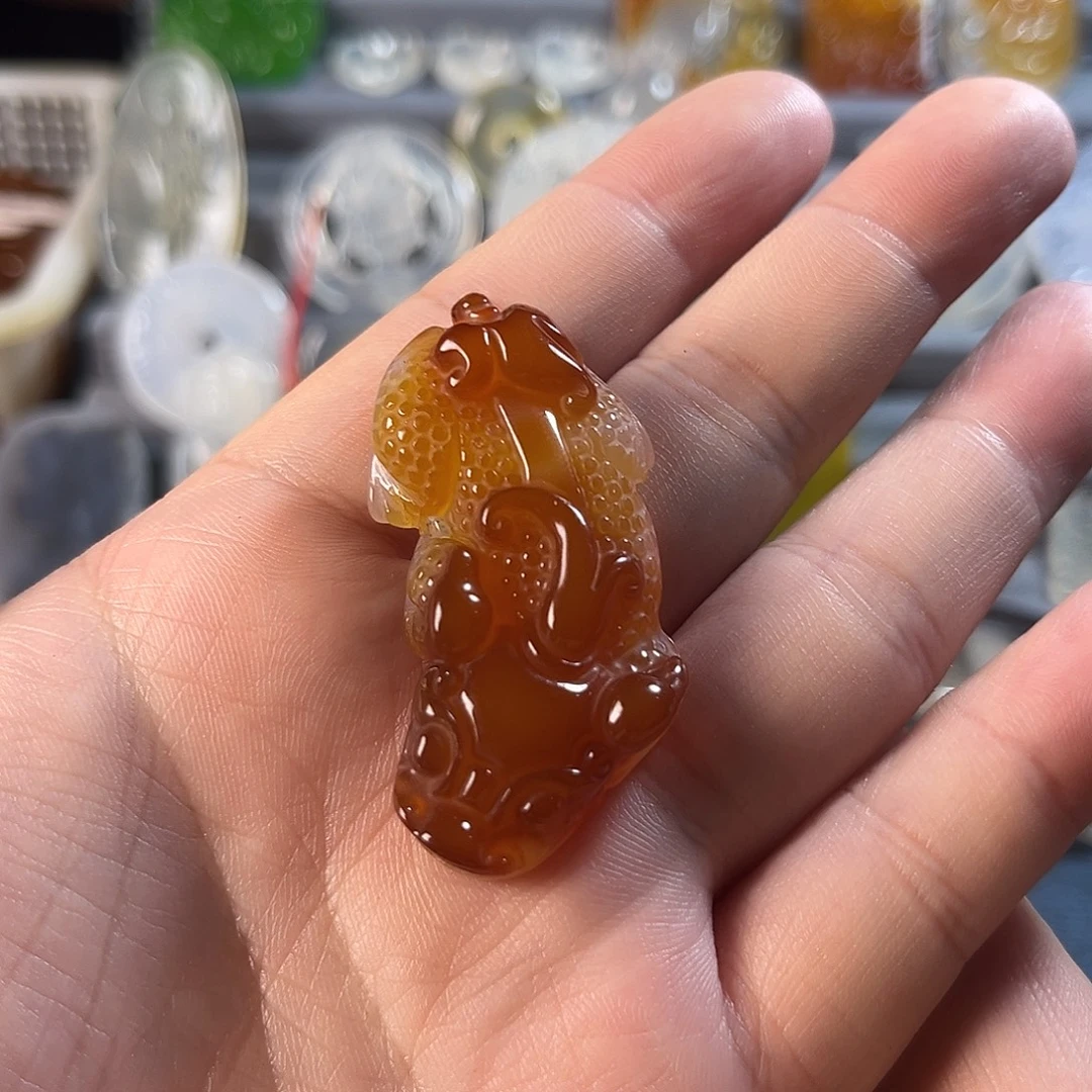 未镶嵌颈饰玛瑙/玉髓