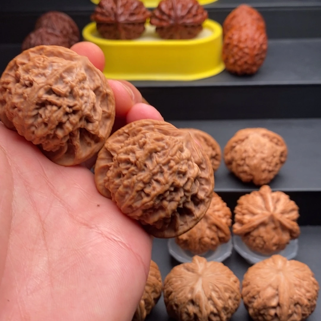 把件文玩核桃盘龙纹45