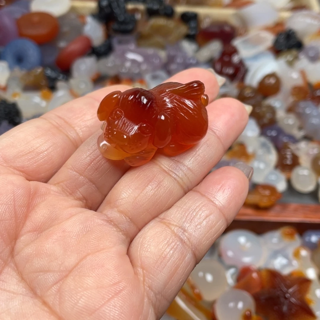 ****宇玛瑙/玉髓未镶嵌颈饰