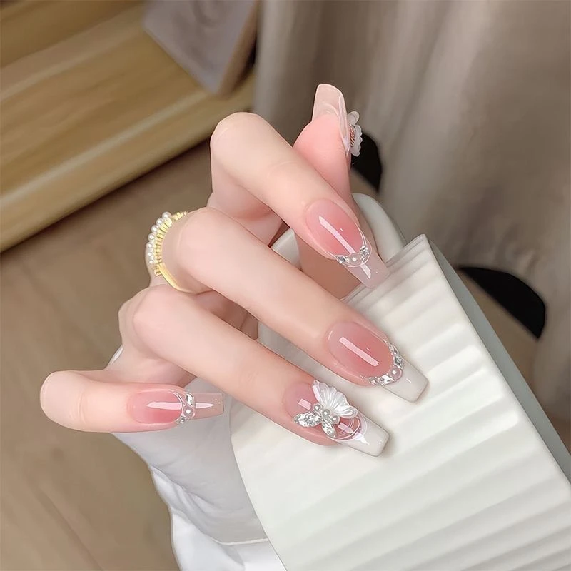 新款纯手工中长款穿戴甲蝴蝶美甲蝴蝶显白成品指甲贴片高级感批发