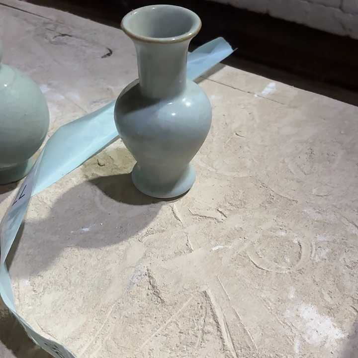 摆件陶高13.5，1111，口9，无孔