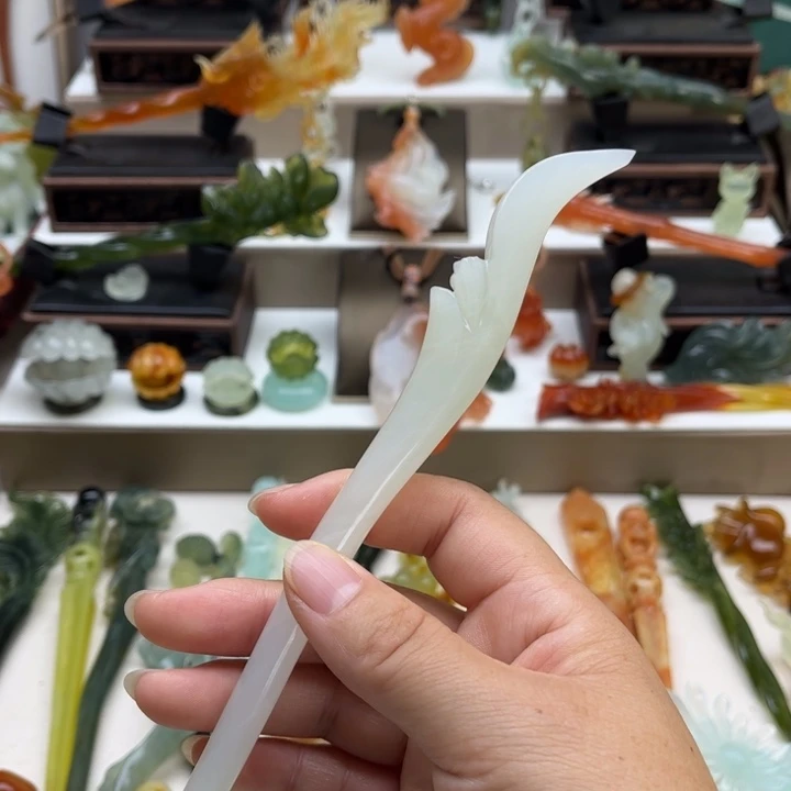 蛇纹石玉未镶嵌岫玉发簪