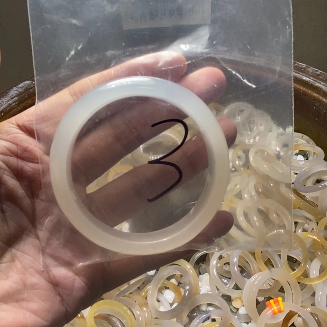 车****玛瑙/玉髓未镶嵌手镯3号