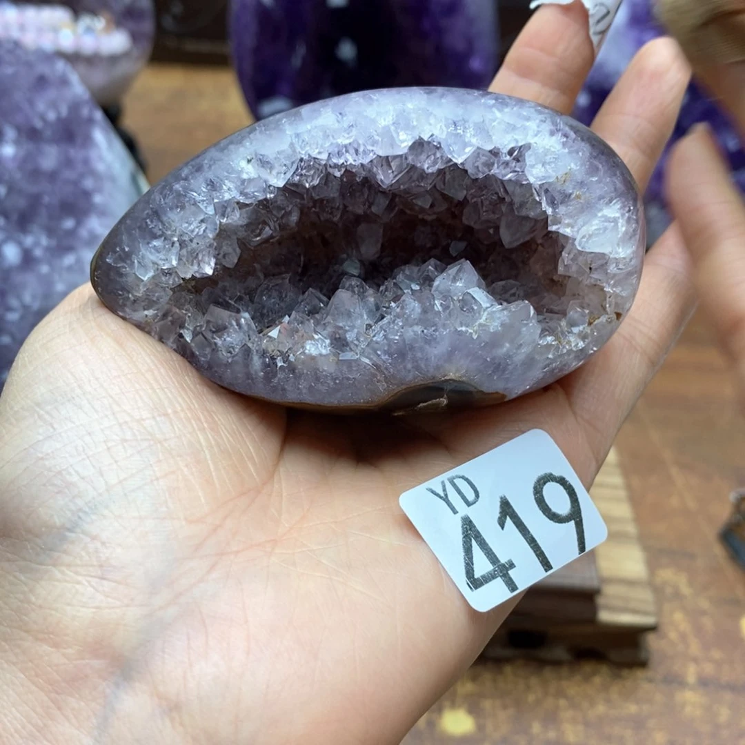 未镶嵌水晶大型摆件（非配饰）