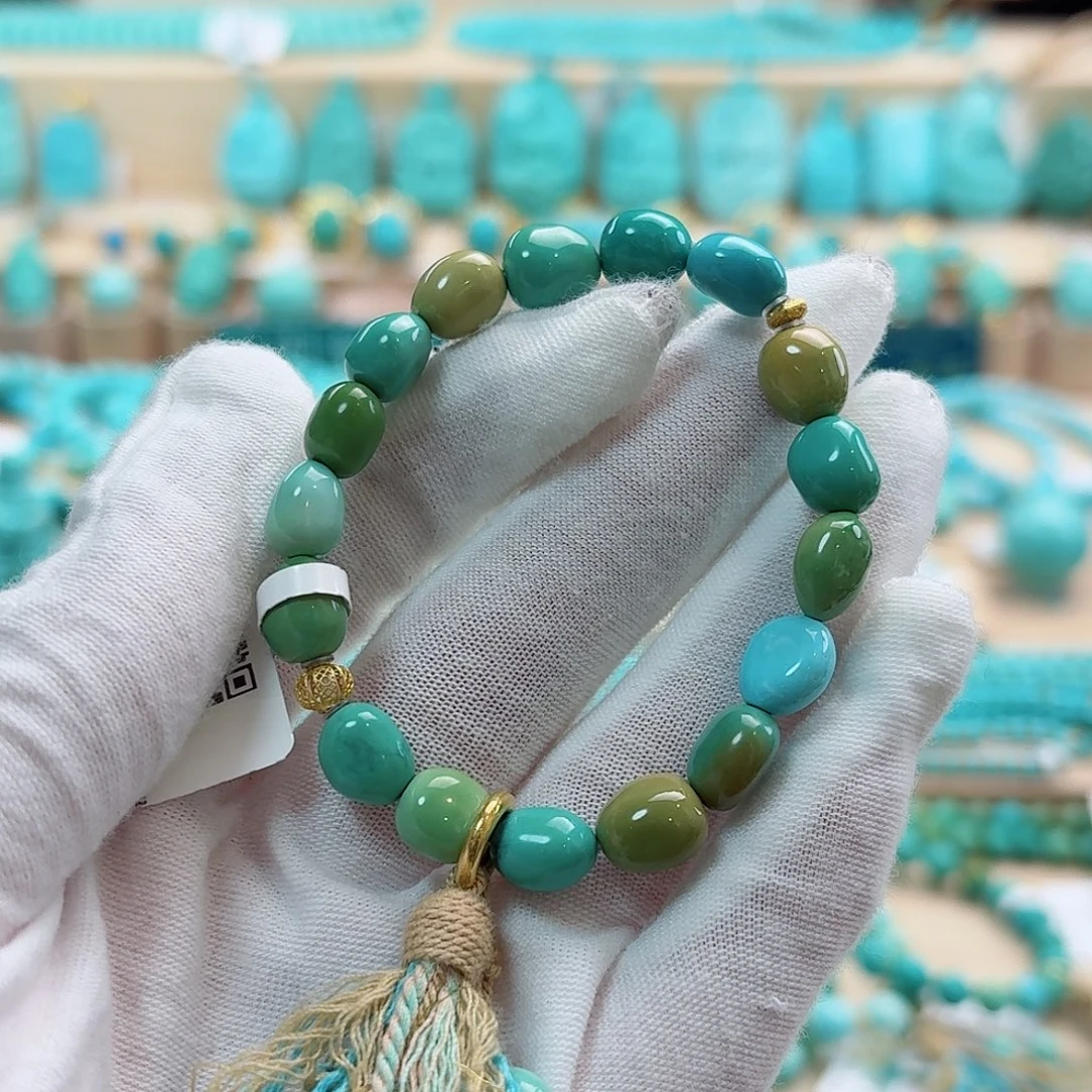 绿松石18K金镶嵌珠宝奇石