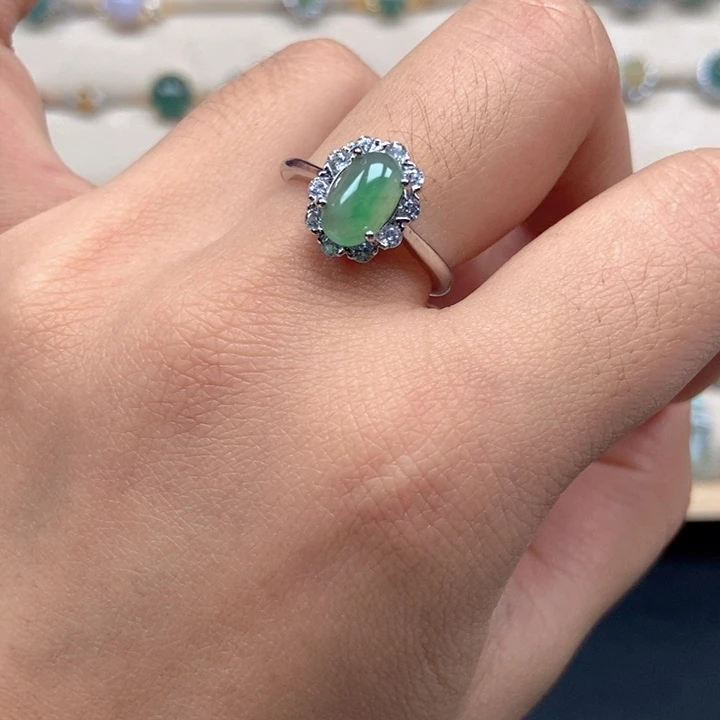 翡翠未镶嵌戒指戒指