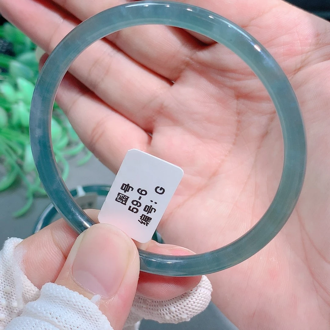 翡翠手镯未镶嵌犇*手镯59圈口