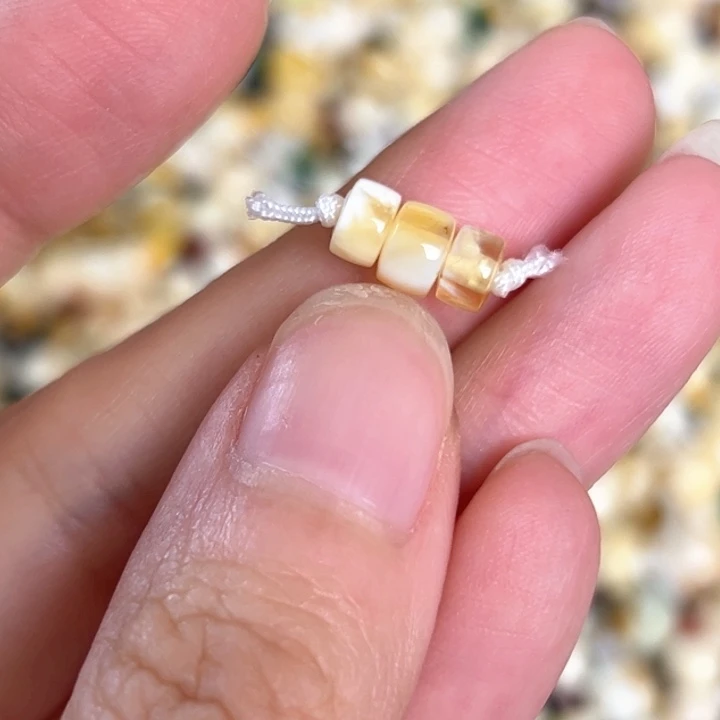未镶嵌蜜蜡裸石5.6mm一组
