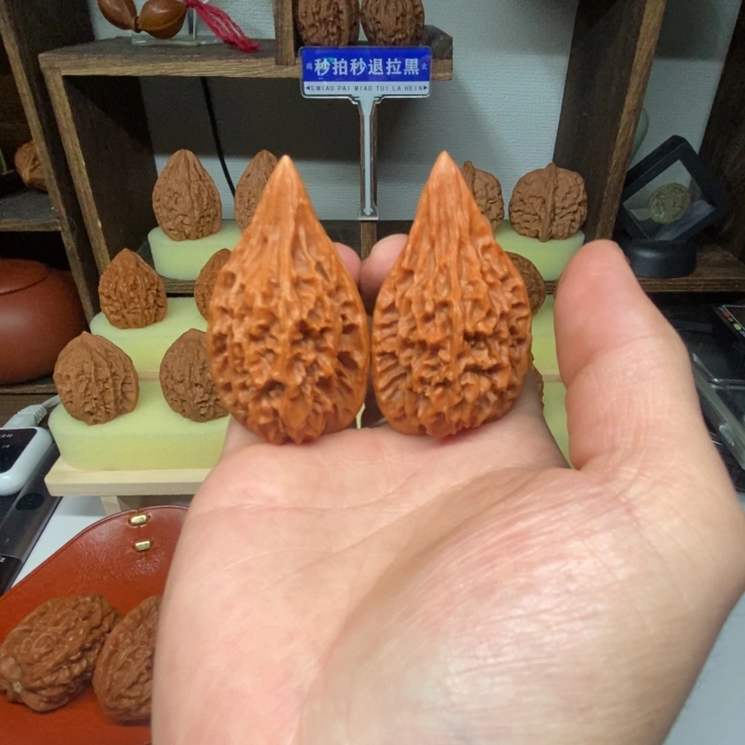 吊坠文玩核桃红缨枪