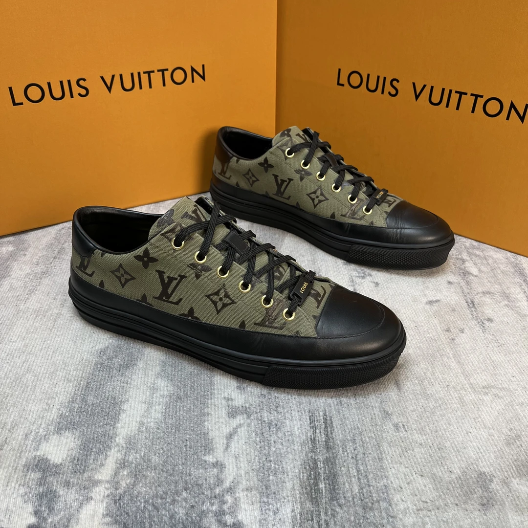 95新 LouisVuitton/路易威登 军绿色帆布面半印老花休闲板鞋/40欧
