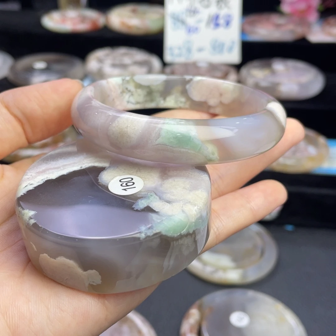 未镶嵌手镯石英质玉?****t59/160