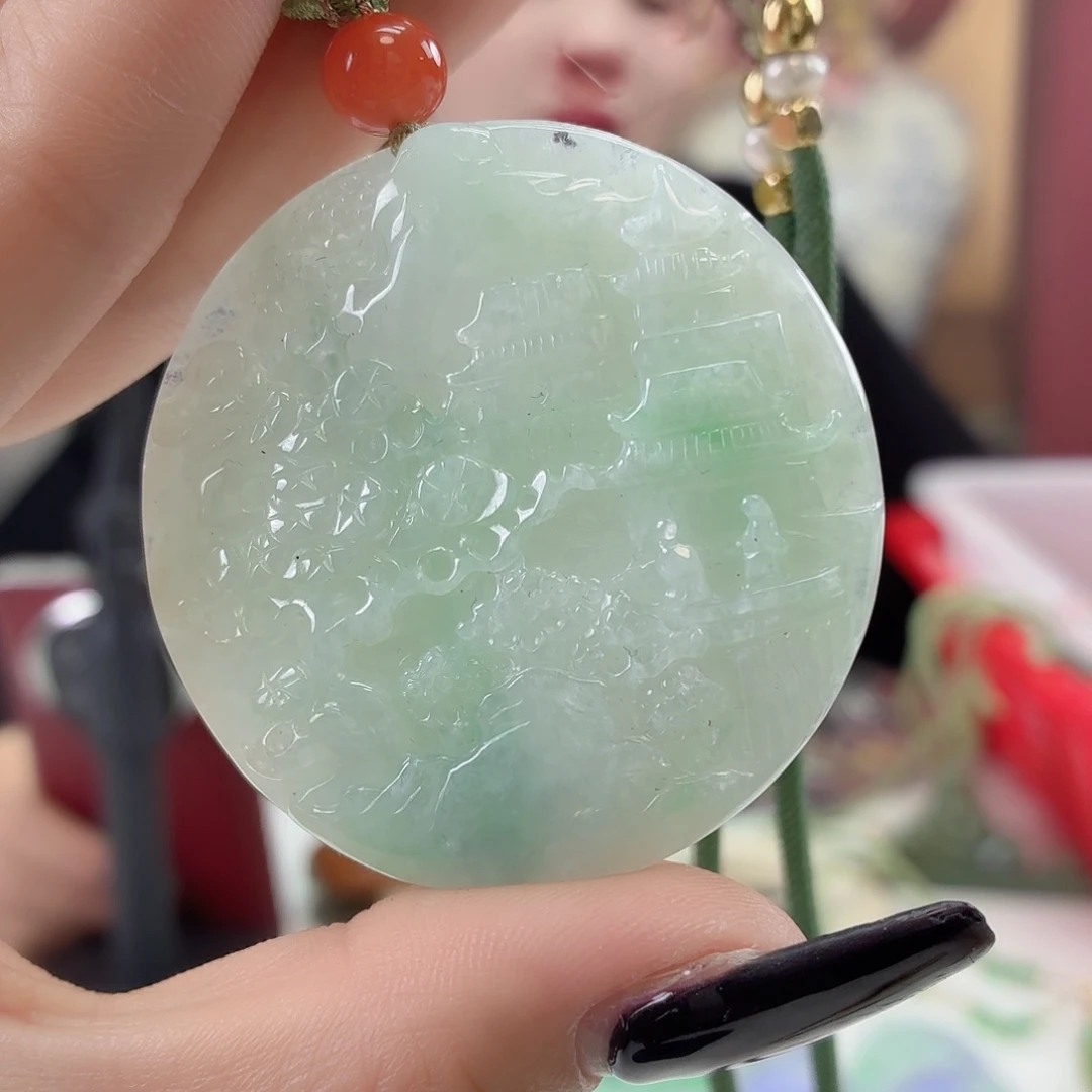 翡翠未镶嵌颈饰翡翠