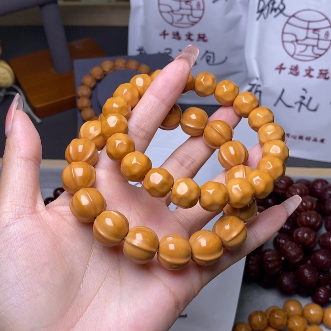 手串文玩核桃鲨鱼奶酪