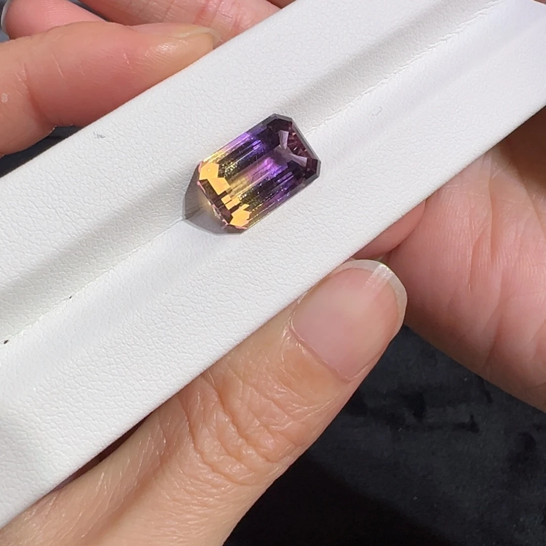 珠宝半成品紫晶未镶嵌7ct紫黄晶