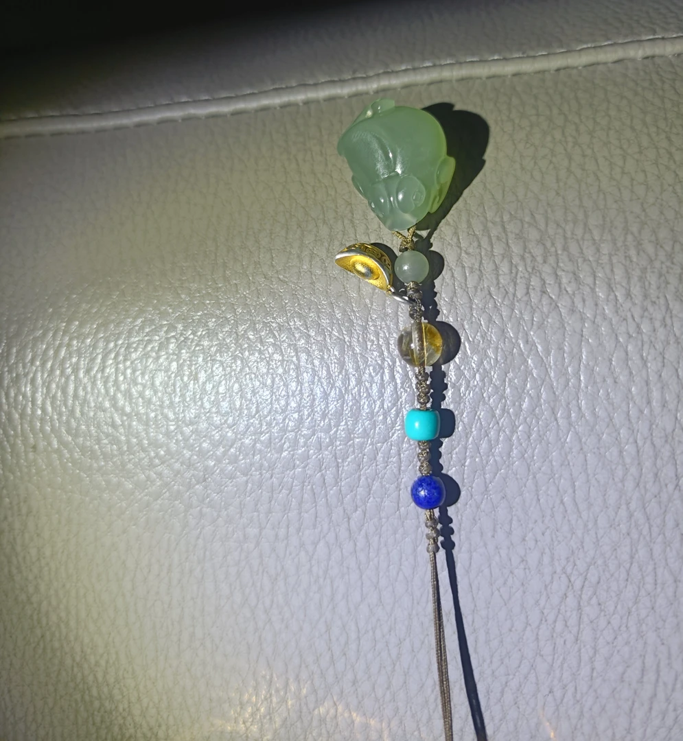 和田玉三条腿金蝉可做包挂手机链