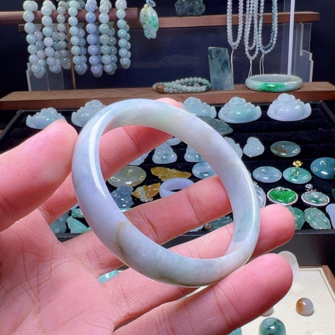 翡翠未镶嵌手镯手镯